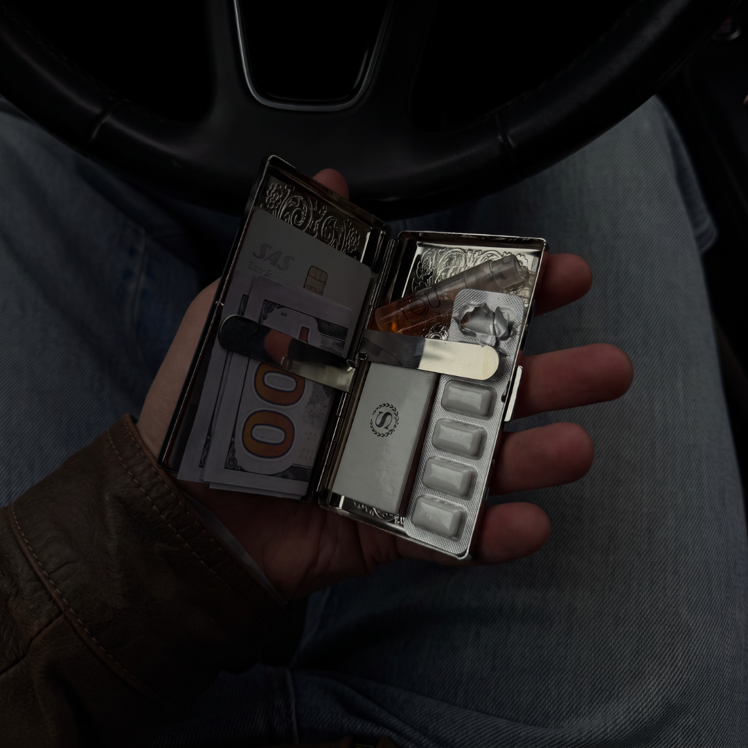 Casimir Club™ | Marlowe Cardholder Wallet